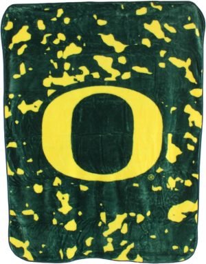 College Covers Everything Comfy Oregon Ducks Soft and Warm Huge Raschel Throw Blanket, 86" x 63"